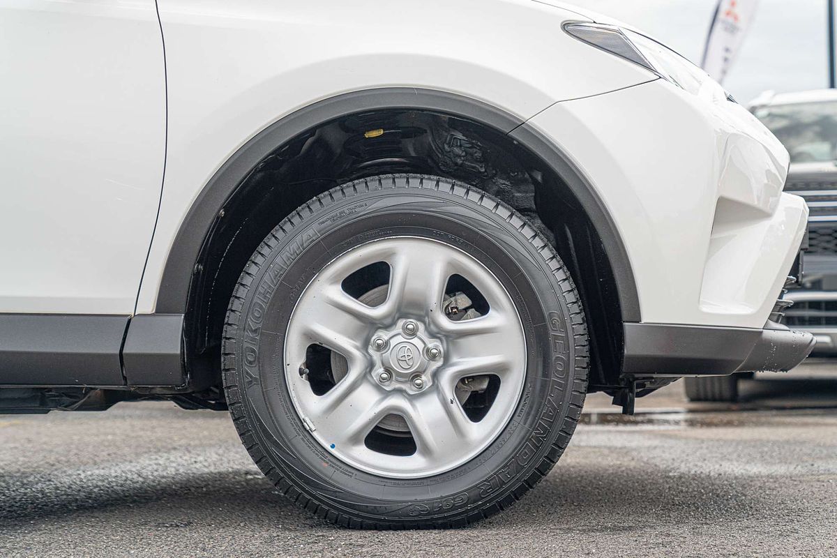 2016 Toyota RAV4 GX ZSA42R