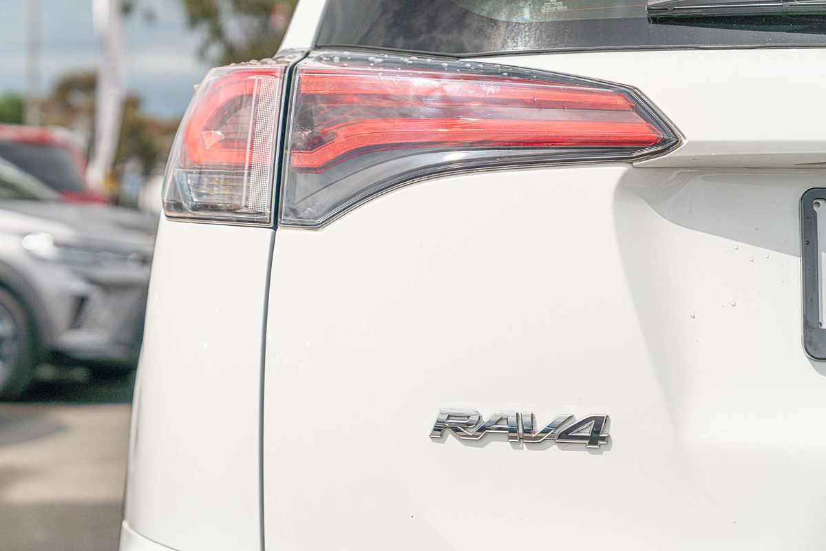 2016 Toyota RAV4 GX ZSA42R