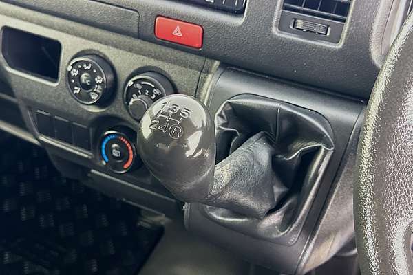 2018 Toyota Hiace KDH201R LWB