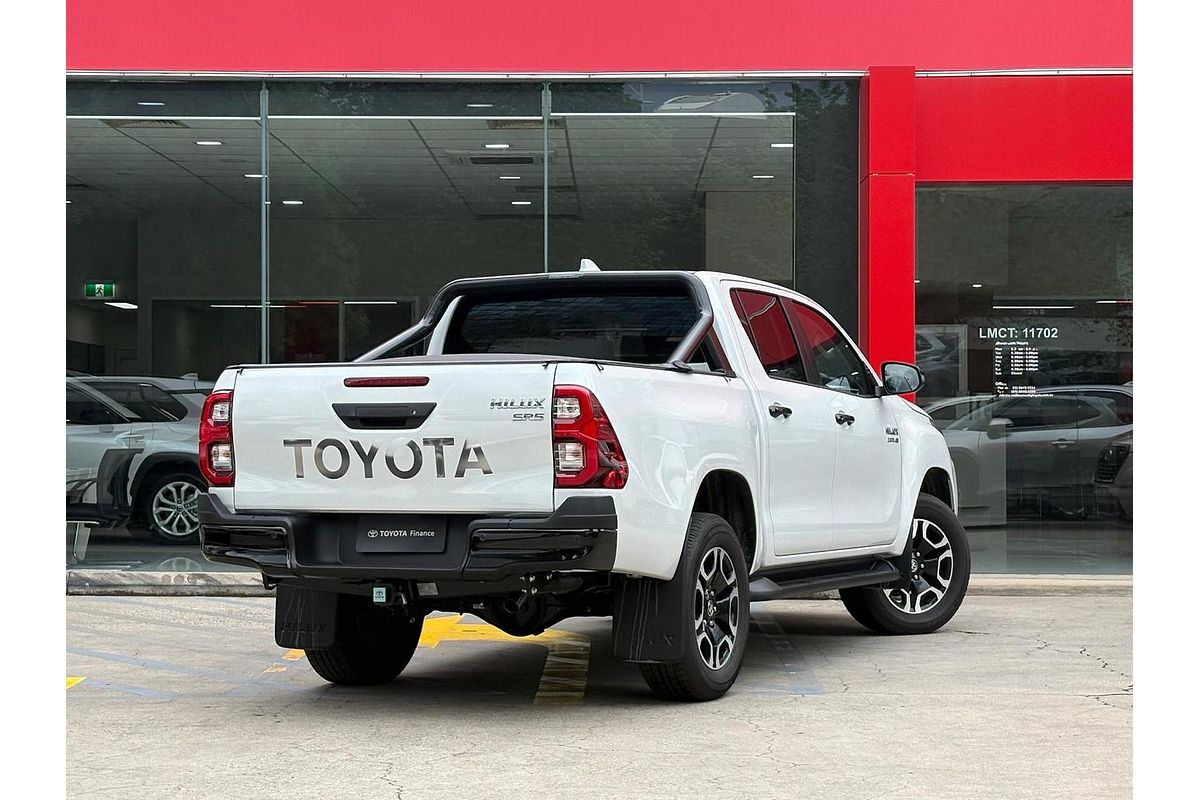 2024 Toyota Hilux SR5 GUN126R