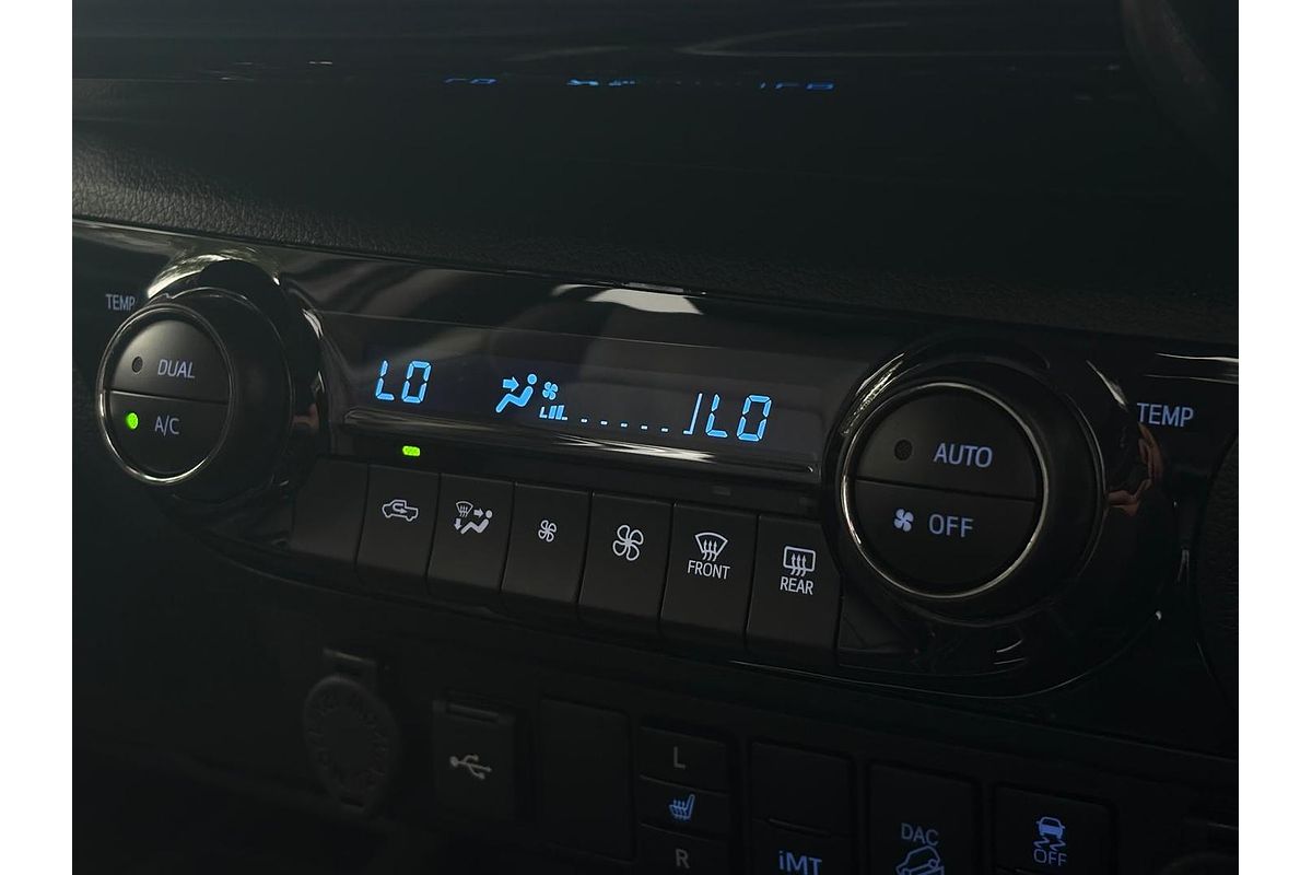 2024 Toyota Hilux SR5 GUN126R