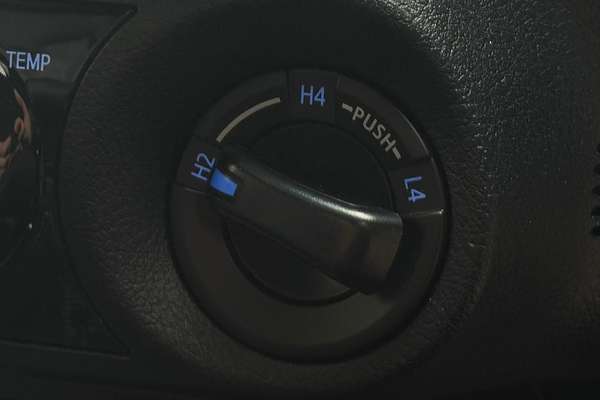 2024 Toyota Hilux SR5 GUN126R