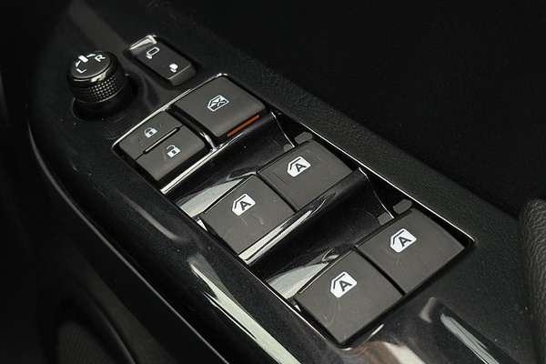 2024 Toyota Hilux SR5 GUN126R