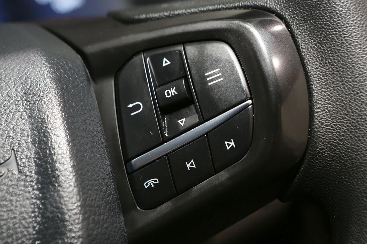 2024 Ford Everest Ambiente 2.0L