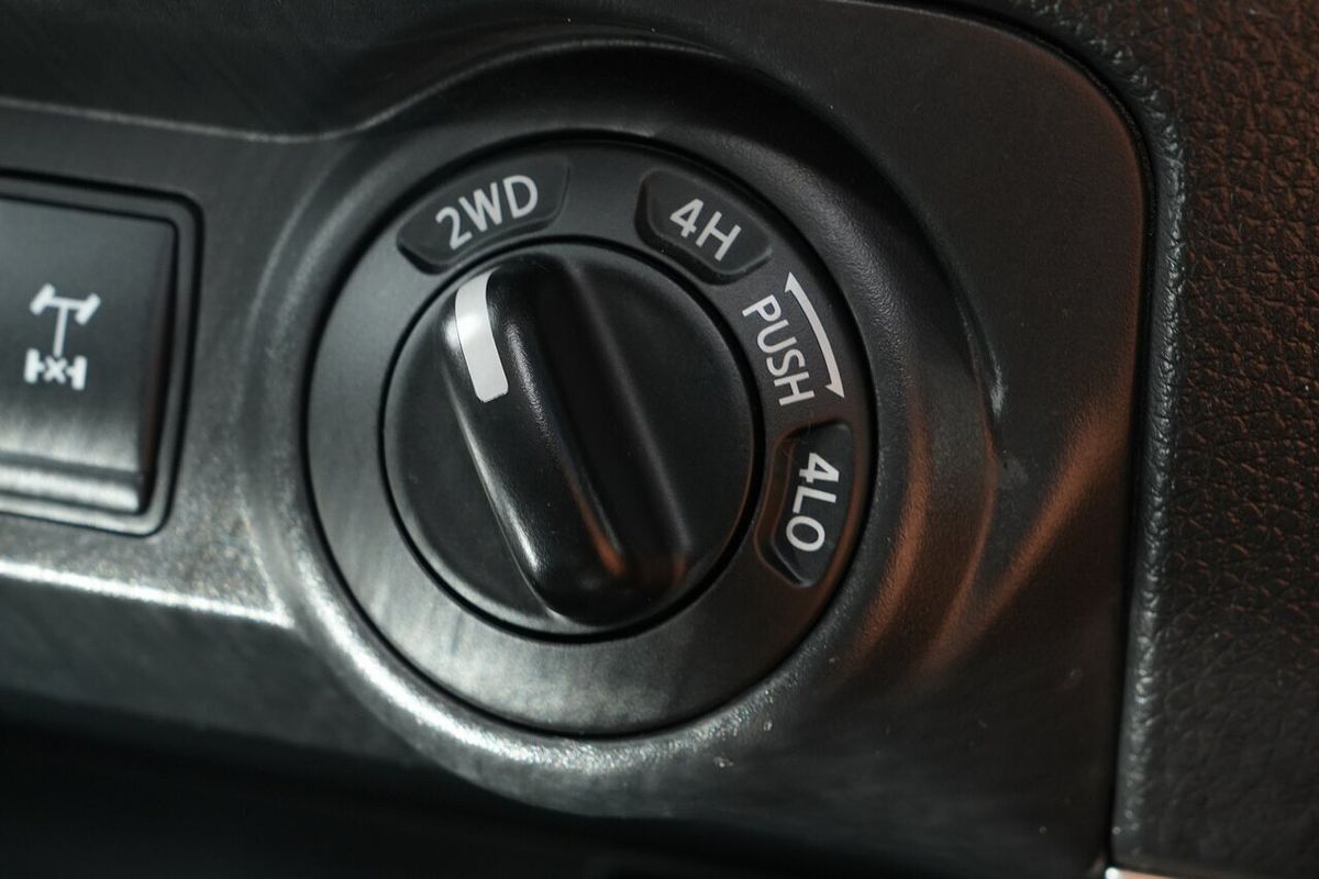 2017 Nissan Navara ST-X D23 Series 2 4X4