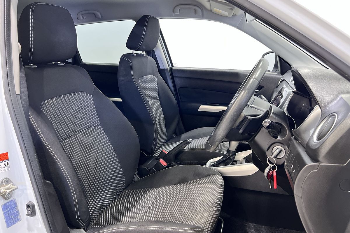 2016 Suzuki Vitara RT-S LY