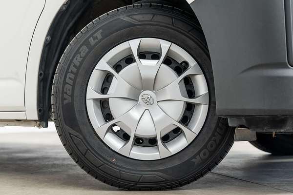 2022 Toyota Hiace Commuter GDH322R ELWB High Roof