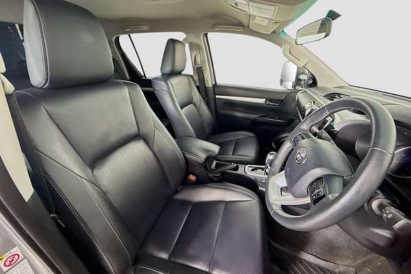 2017 Toyota Hilux SR5 GUN126R 4X4