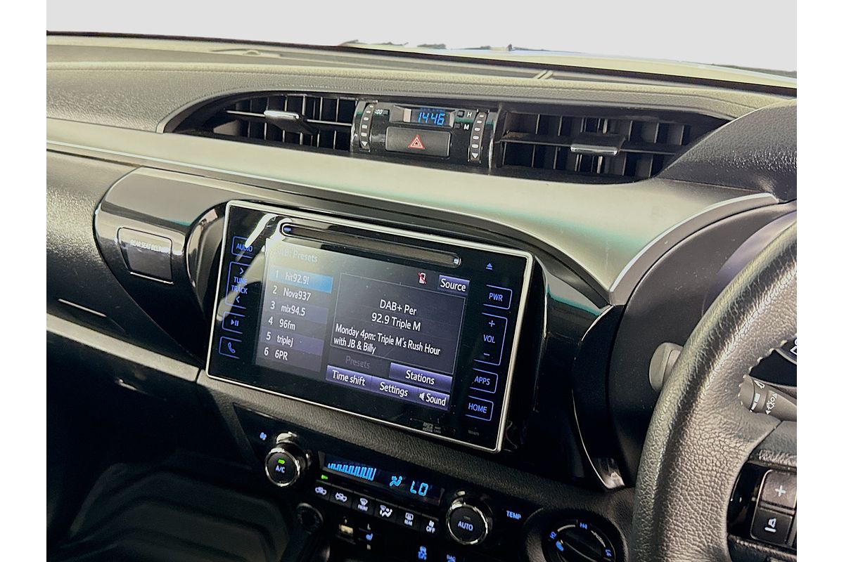 2017 Toyota Hilux SR5 GUN126R 4X4