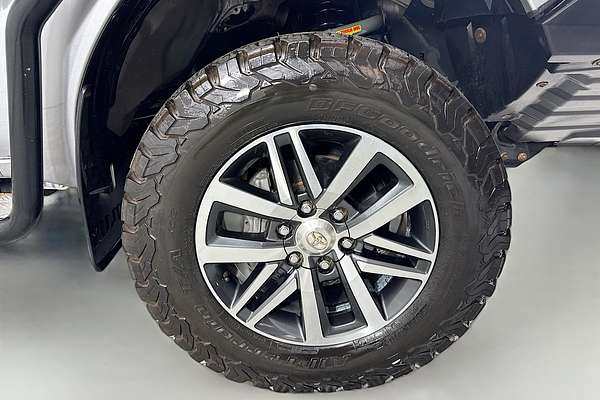 2017 Toyota Hilux SR5 GUN126R 4X4