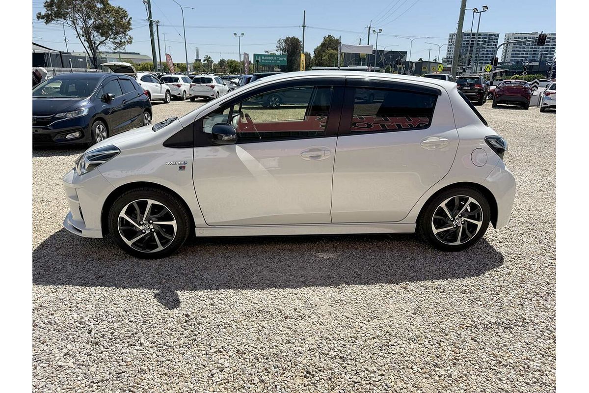 2019 Toyota VITZ F (HYBRID) NHP130
