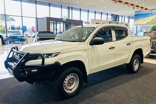 2021 Mitsubishi Triton GLX ADAS MR 4X4