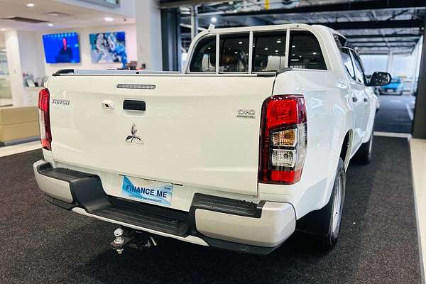 2021 Mitsubishi Triton GLX ADAS MR 4X4