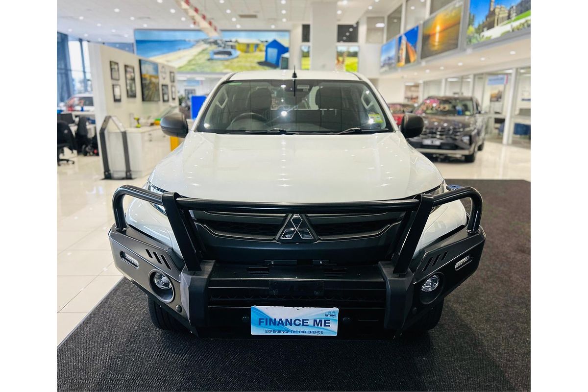 2021 Mitsubishi Triton GLX ADAS MR 4X4