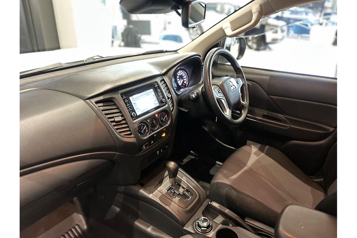 2021 Mitsubishi Triton GLX ADAS MR 4X4