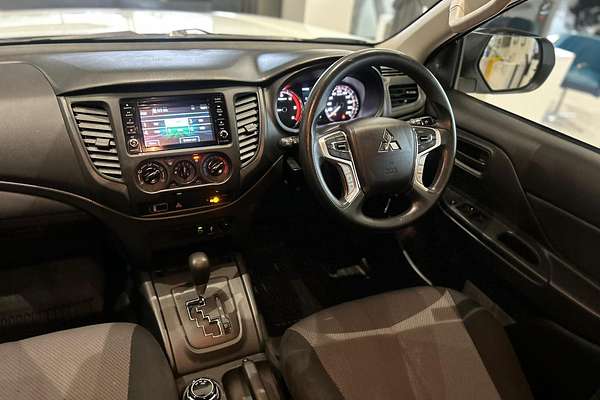 2021 Mitsubishi Triton GLX ADAS MR 4X4