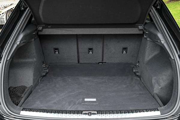 2021 Audi Q3 40 TFSI S line F3