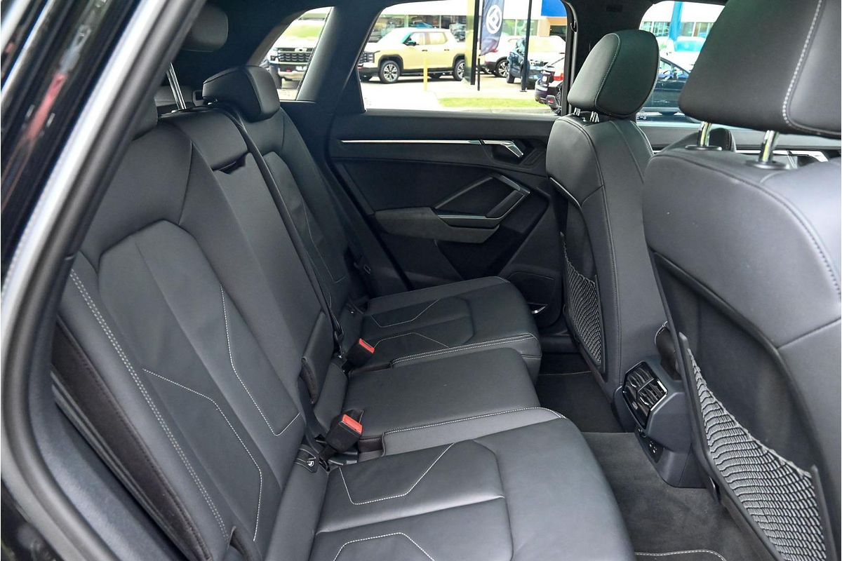 2021 Audi Q3 40 TFSI S line F3