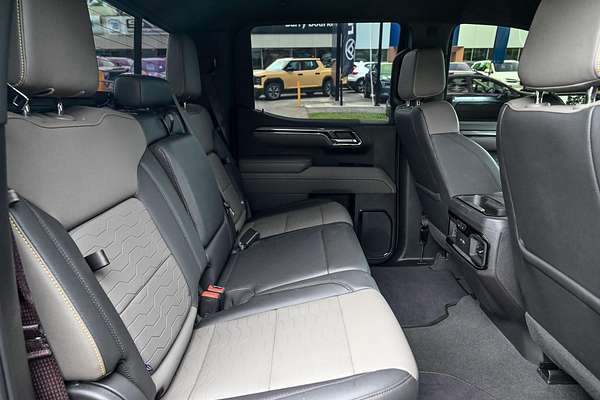 2025 Chevrolet Silverado 1500 ZR2 W/Tech Pack T1 4X4