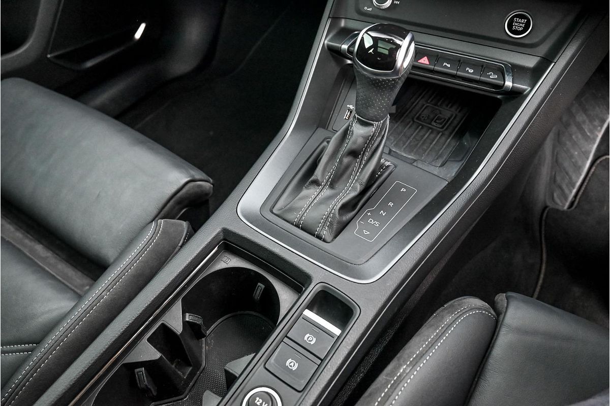 2021 Audi Q3 40 TFSI S line F3