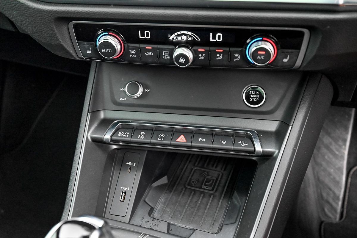 2021 Audi Q3 40 TFSI S line F3