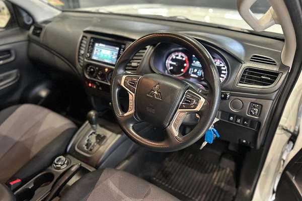 2021 Mitsubishi Triton GLX ADAS MR 4X4