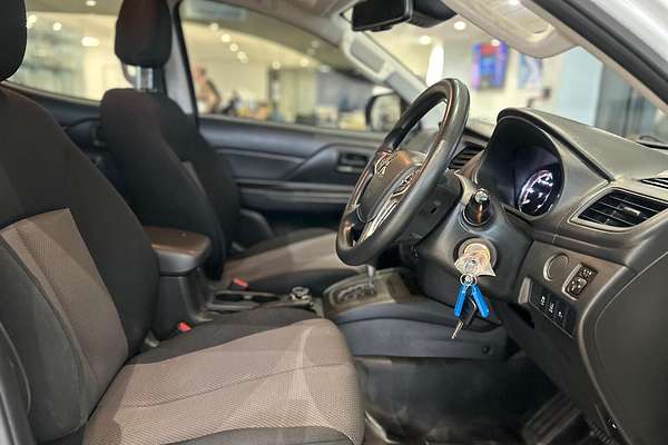 2021 Mitsubishi Triton GLX ADAS MR 4X4