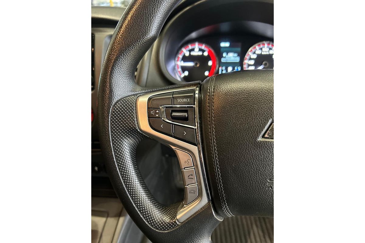 2021 Mitsubishi Triton GLX ADAS MR 4X4