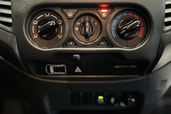 2021 Mitsubishi Triton GLX ADAS MR 4X4