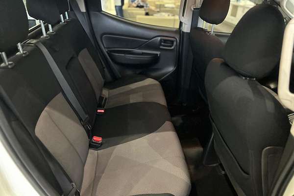 2021 Mitsubishi Triton GLX ADAS MR 4X4