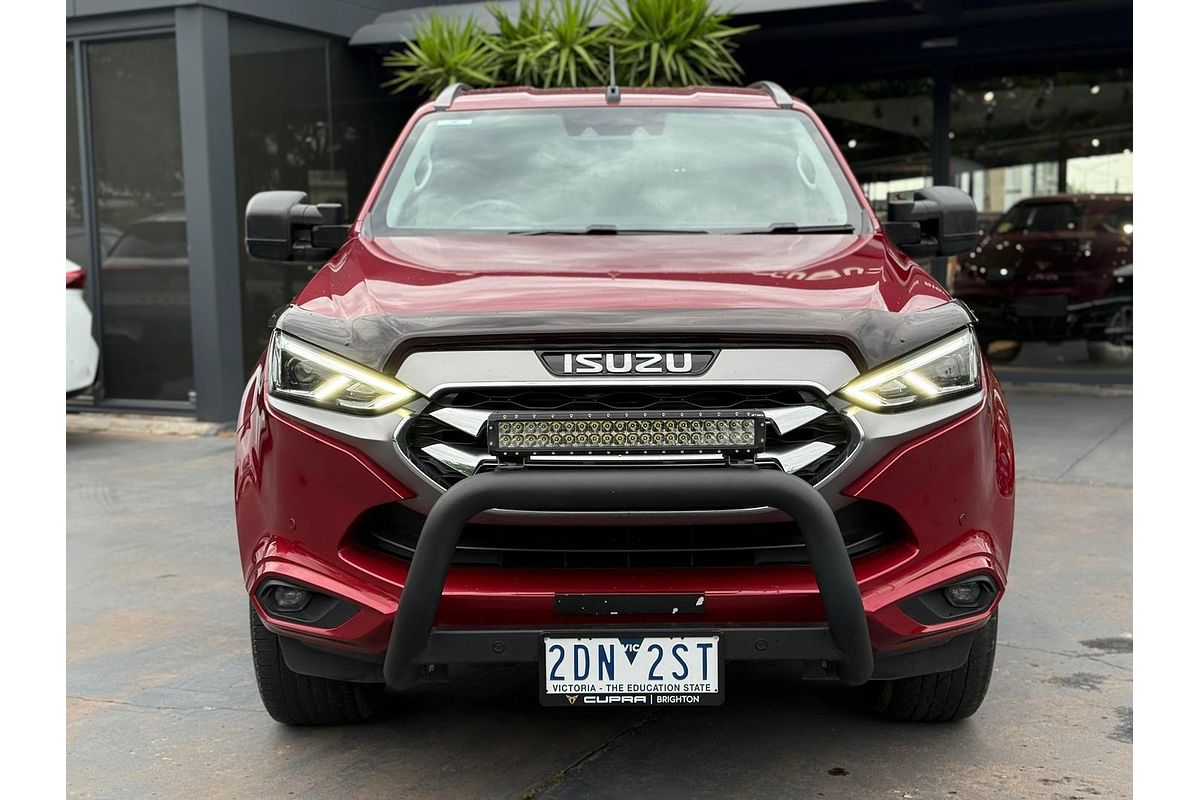 2022 Isuzu MU-X LS-T