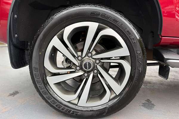 2022 Isuzu MU-X LS-T