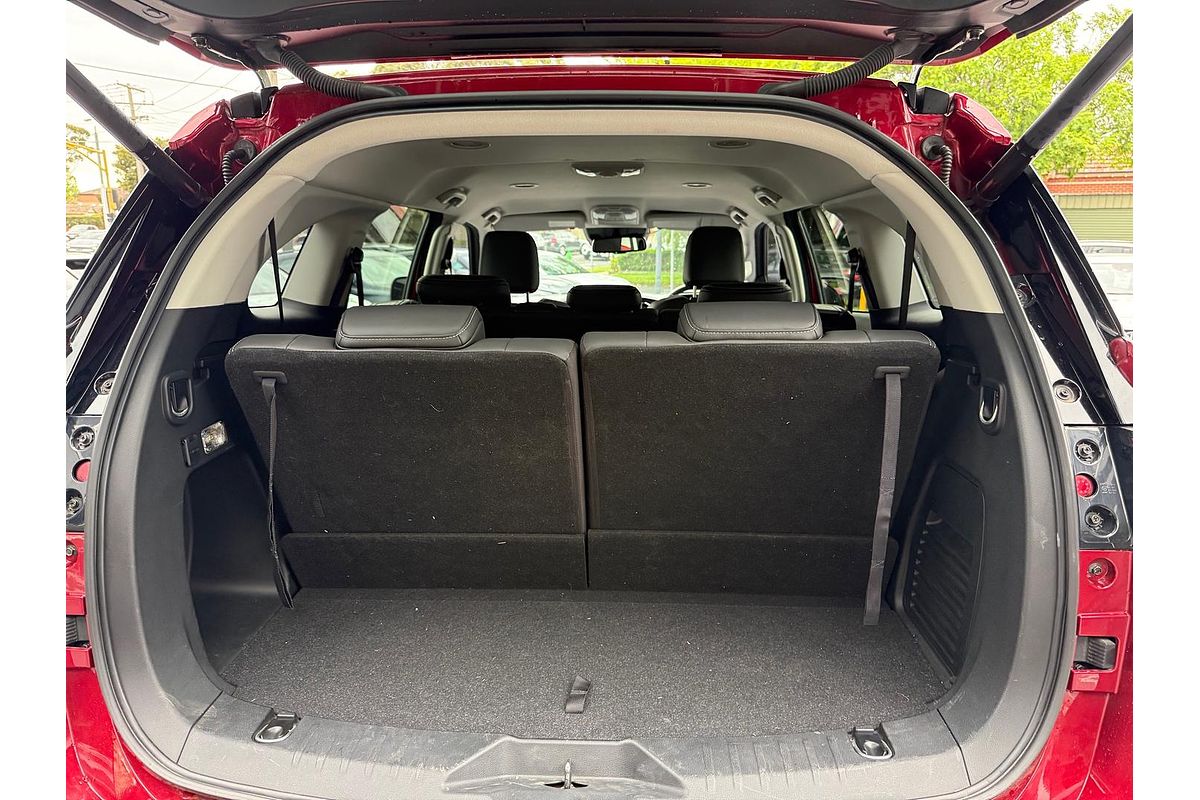 2022 Isuzu MU-X LS-T