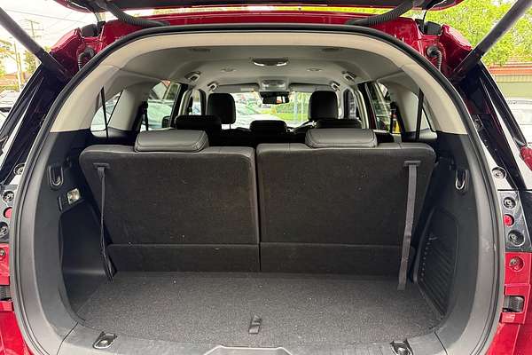 2022 Isuzu MU-X LS-T