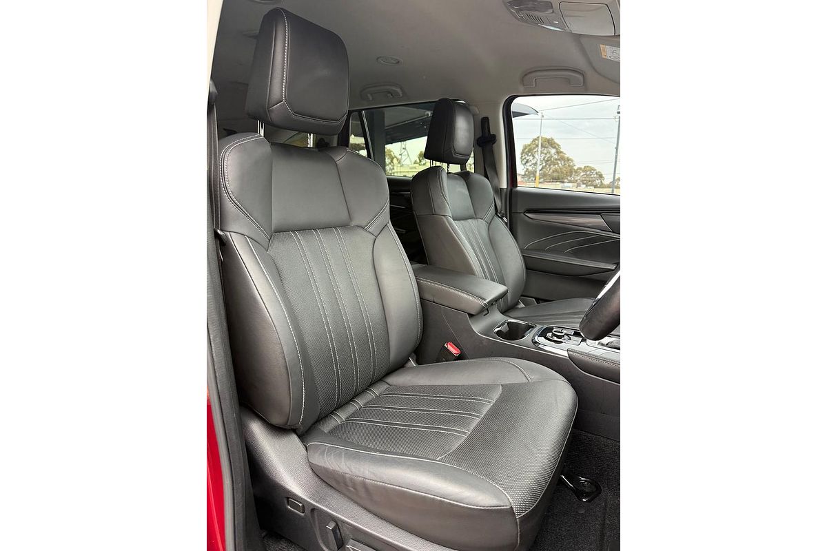 2022 Isuzu MU-X LS-T