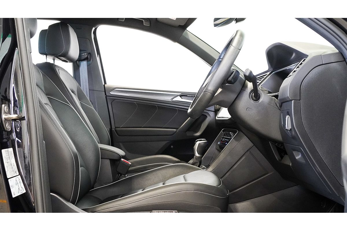 2023 Volkswagen Tiguan 162TSI R-Line 5N