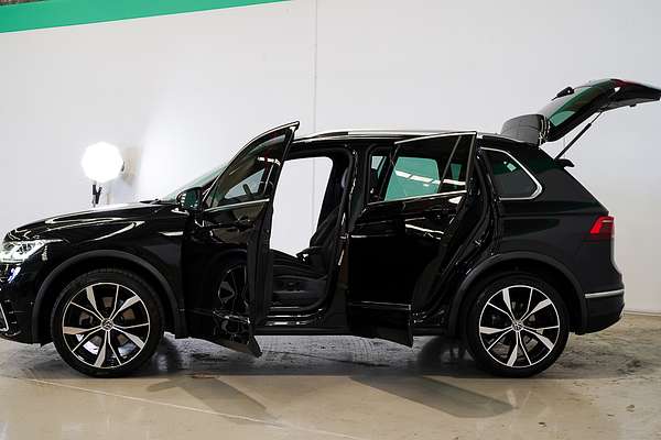 2023 Volkswagen Tiguan 162TSI R-Line 5N