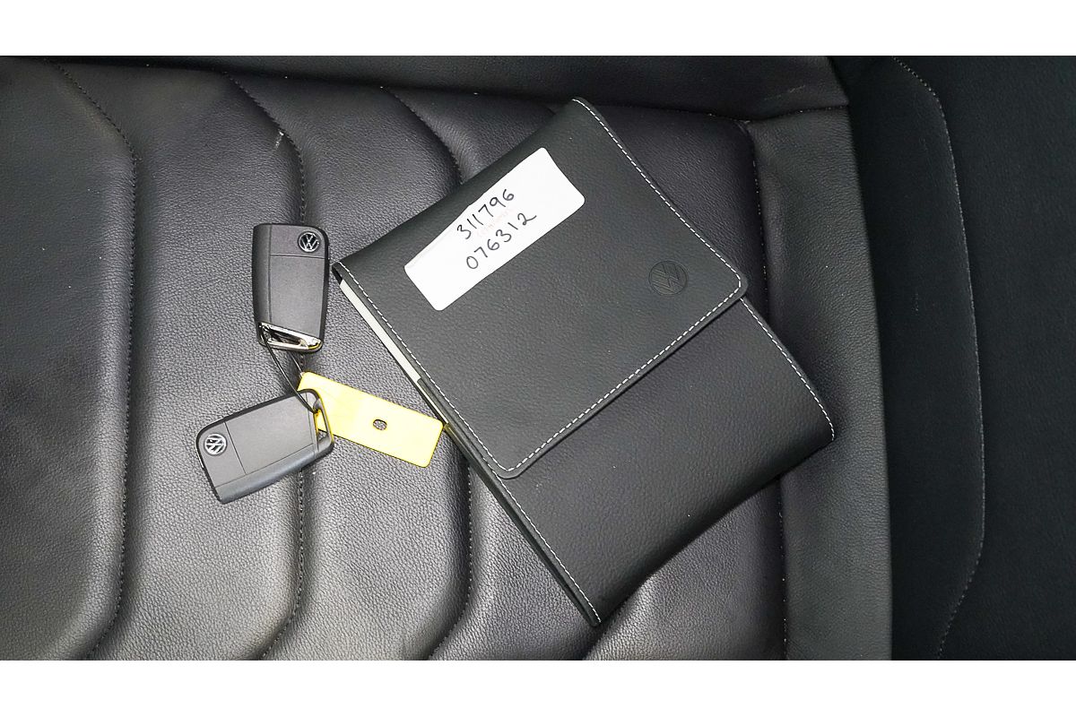 2023 Volkswagen Tiguan 162TSI R-Line 5N