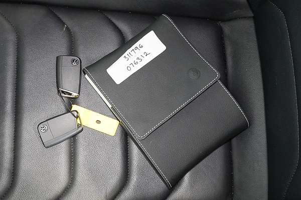 2023 Volkswagen Tiguan 162TSI R-Line 5N