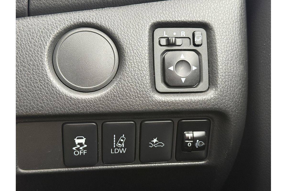 2019 Mitsubishi Triton GLS MR 4X4