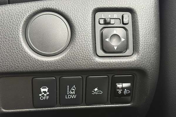 2019 Mitsubishi Triton GLS MR 4X4