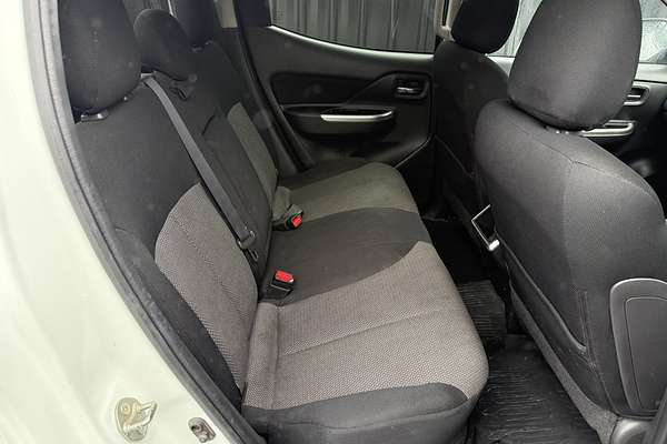 2019 Mitsubishi Triton GLS MR 4X4