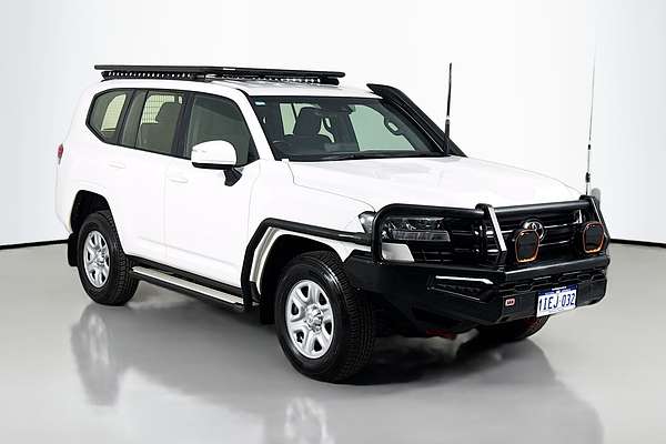 2024 Toyota Landcruiser GX FJA300R