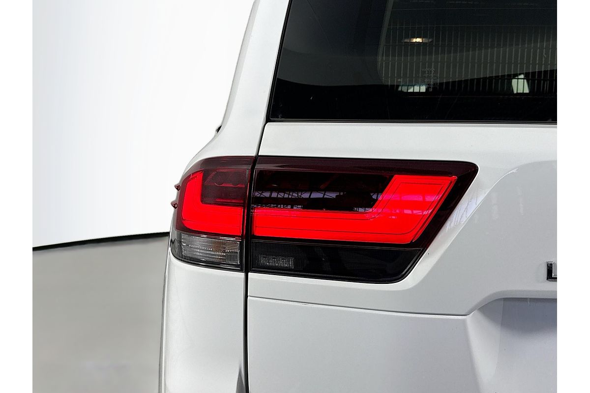 2024 Toyota Landcruiser GX FJA300R