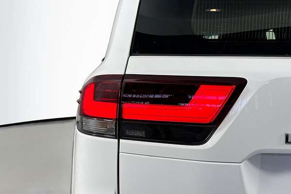 2024 Toyota Landcruiser GX FJA300R