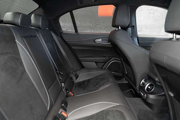 2021 Alfa Romeo Giulia Quadrifoglio Series 2