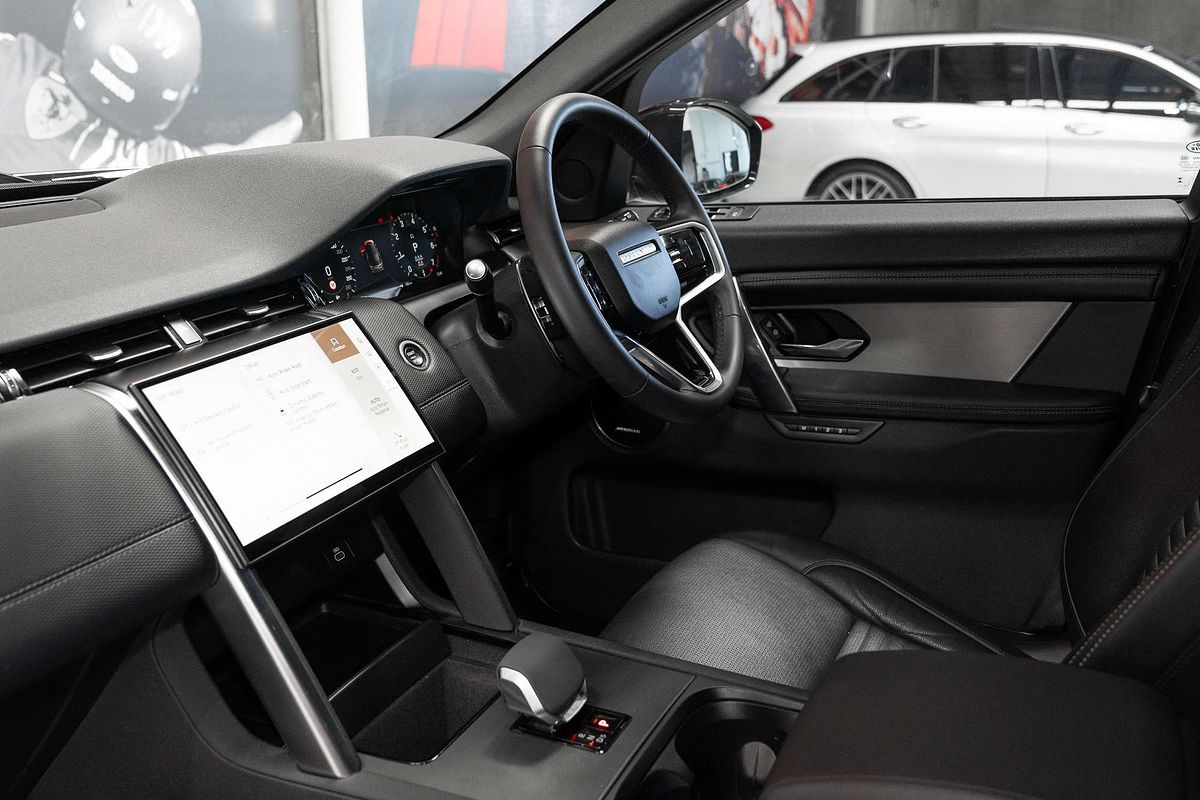 2023 Land Rover Discovery Sport P250 Dynamic SE L550