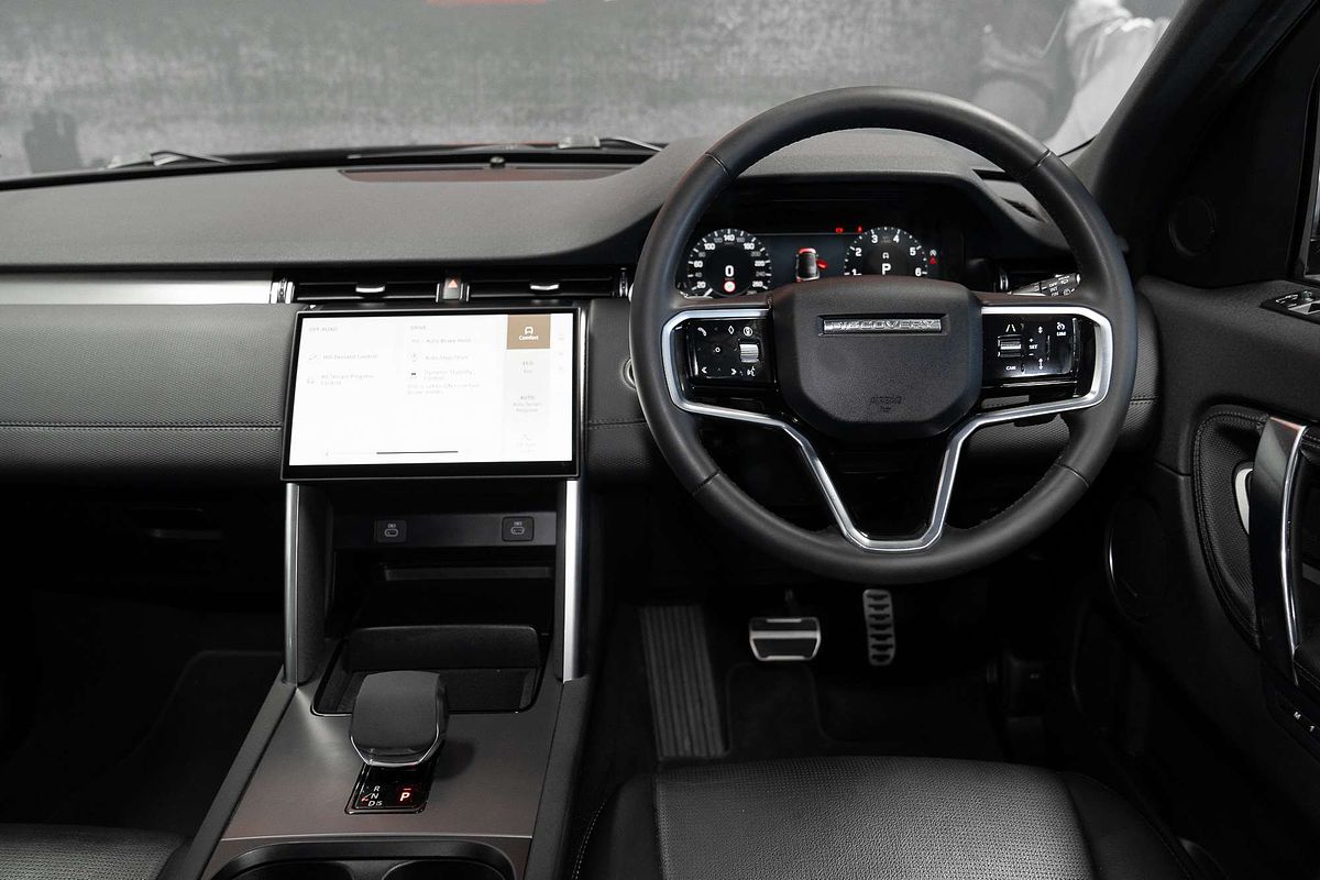 2023 Land Rover Discovery Sport P250 Dynamic SE L550