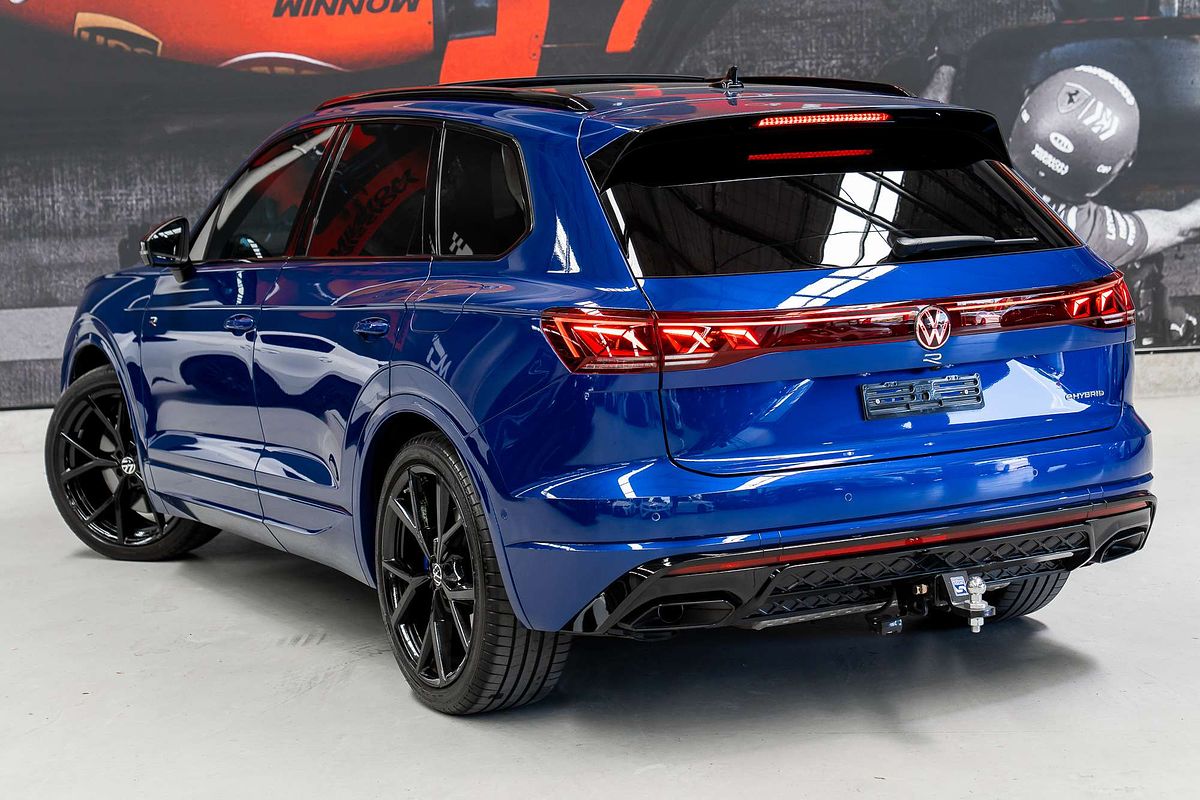 2024 Volkswagen Touareg R RC