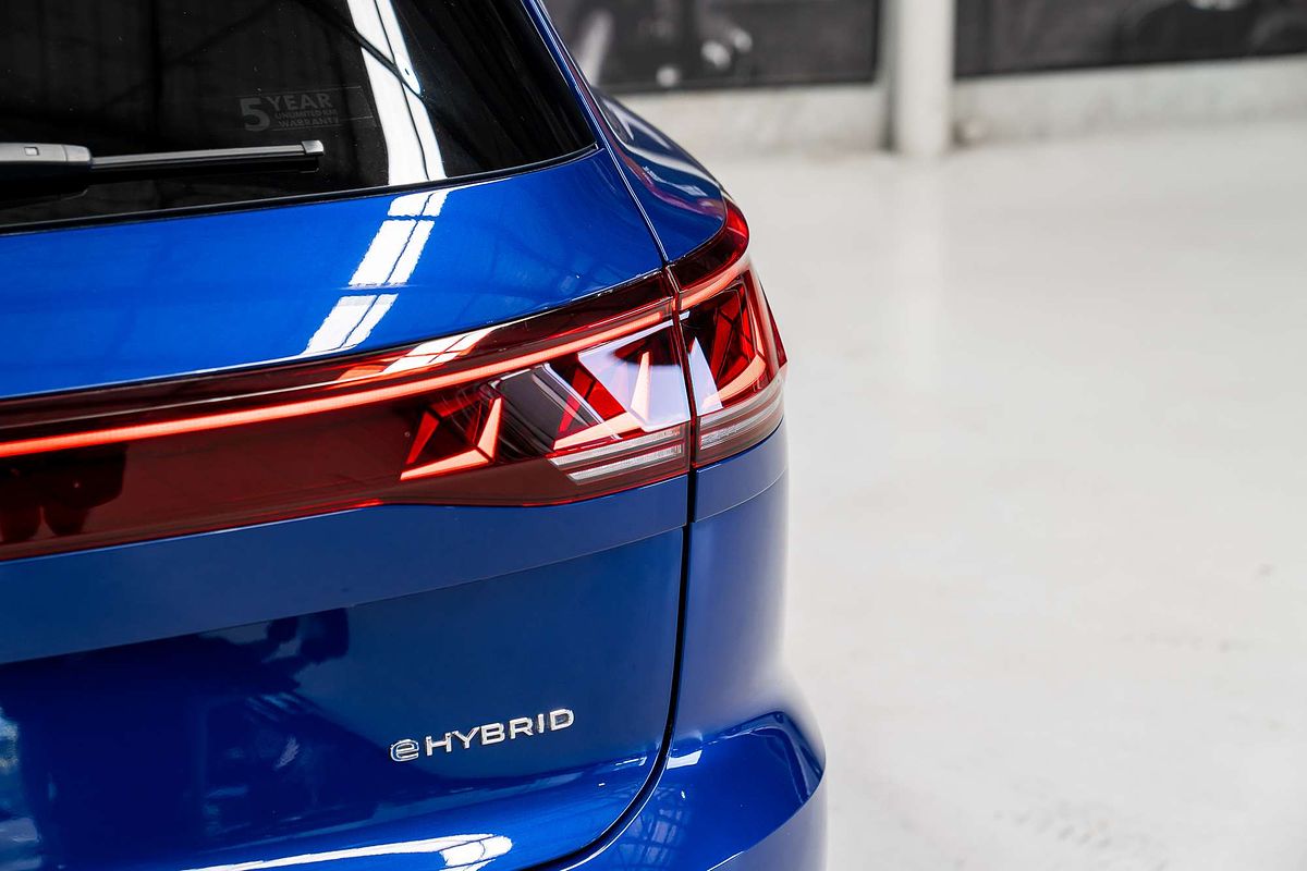 2024 Volkswagen Touareg R RC